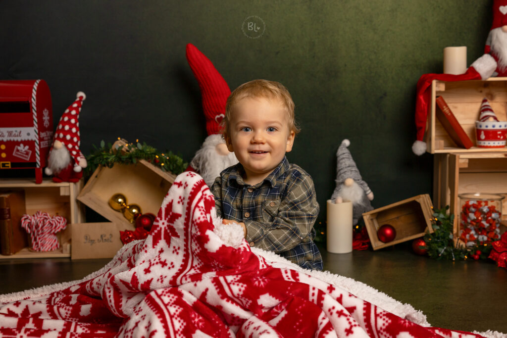 photo-Noël-mini-séance-brest-plouzané-bébé-enfant-2ans