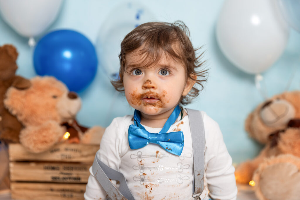 séance-photo-smash-cake-bébé-1-2-an-anniversaire-brest-plouzané-Finistère