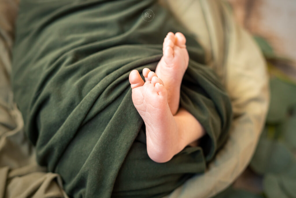 Séance-naissance-à-domicile-lifestyle-photographe-brest