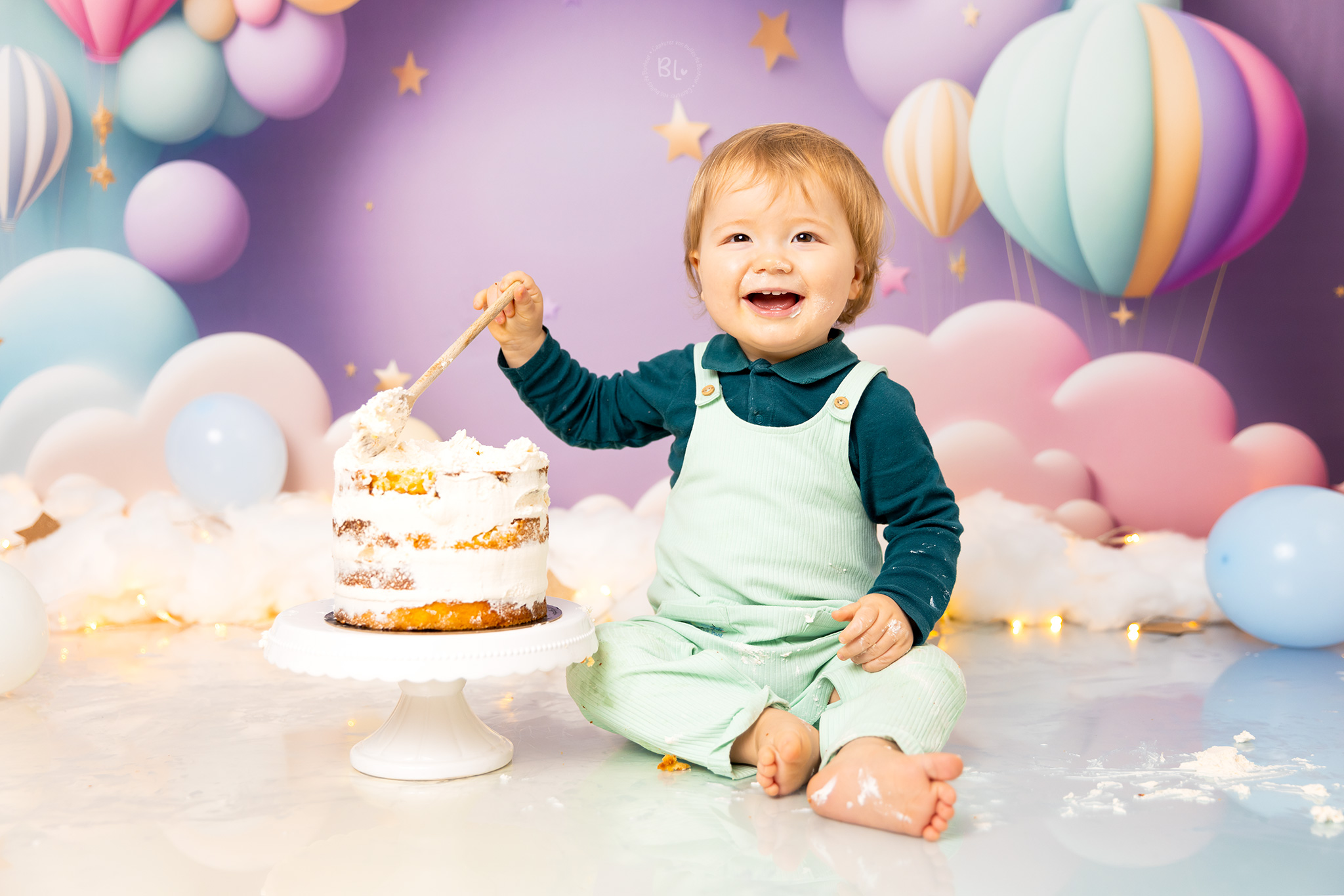 Séance photo smash cake ballons garçon plougonvelin brest Finistère bretagne