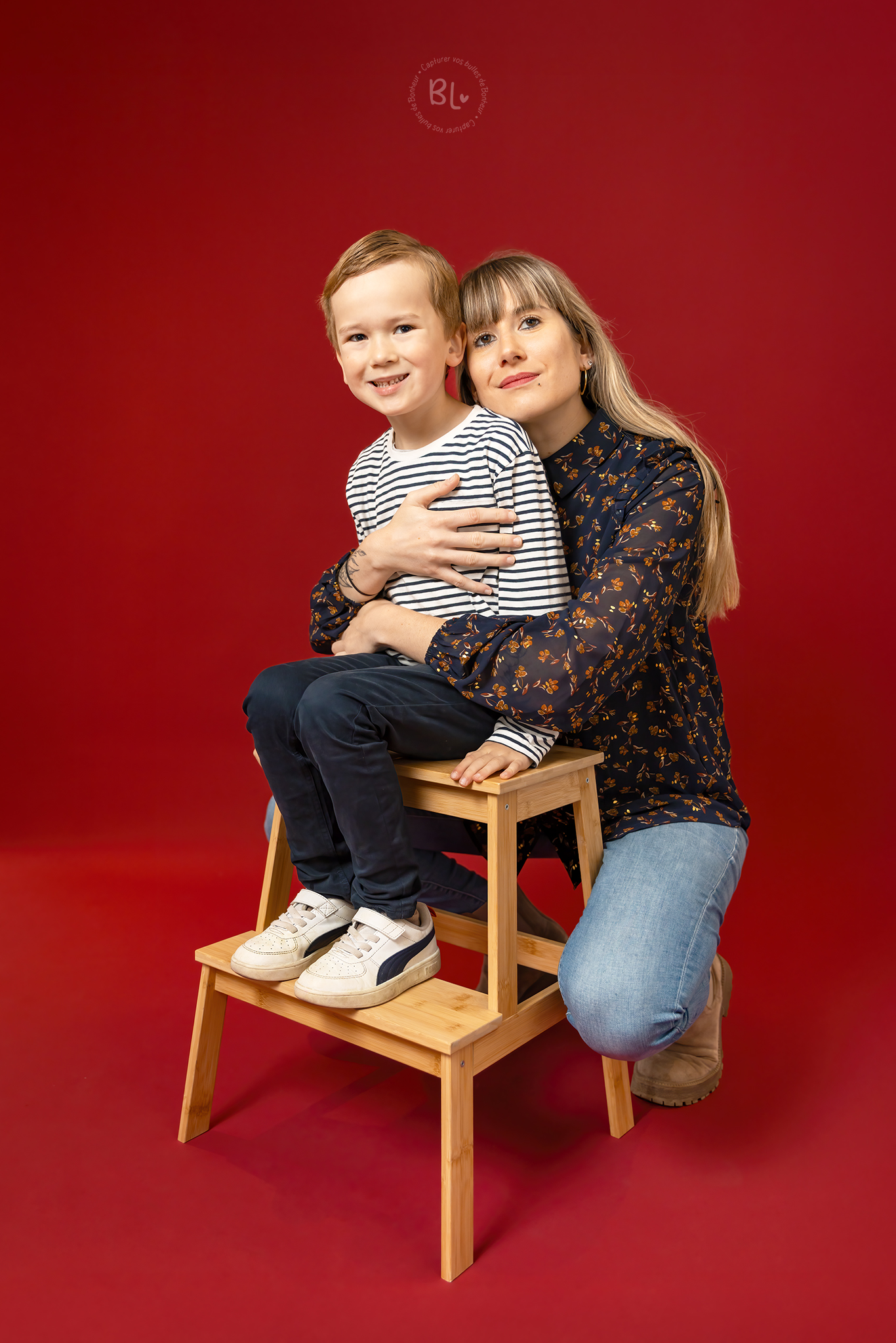 photo-maman-enfant-studio-photographe-famille-plougonvelin-brest-landerneau