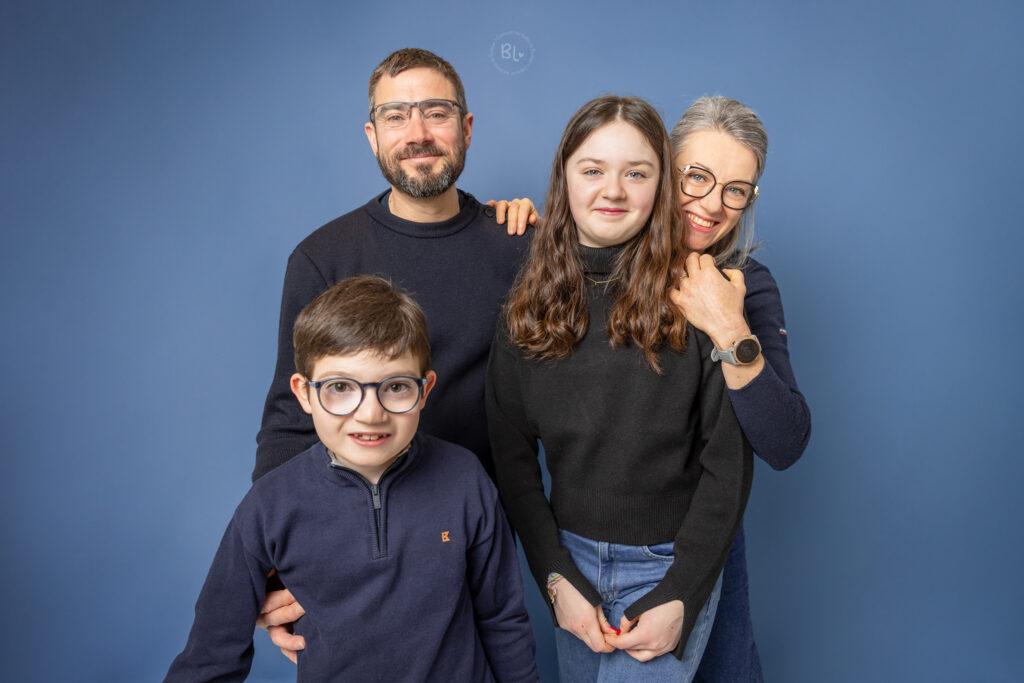photographe-famille-brest-plouzané-plougonvelin-séance-studio-chien