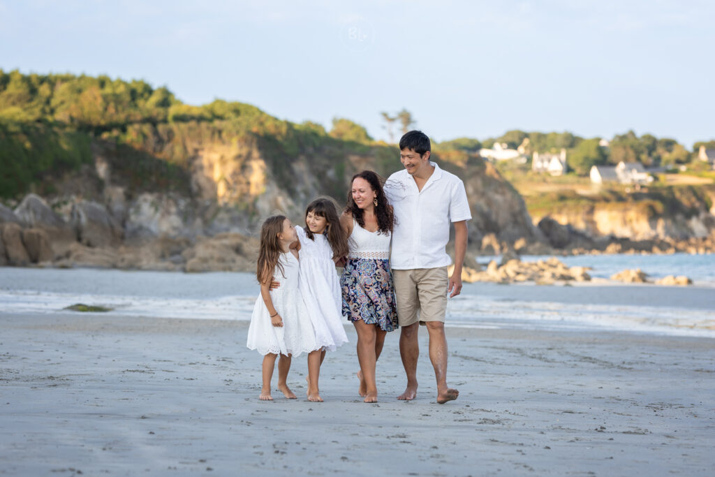 Séance-photo-famille-plage-Finistère-Brest
